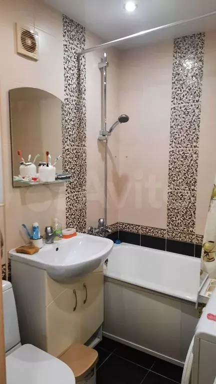 1-к. квартира, 32 м, 5/5 эт. - Фото 0