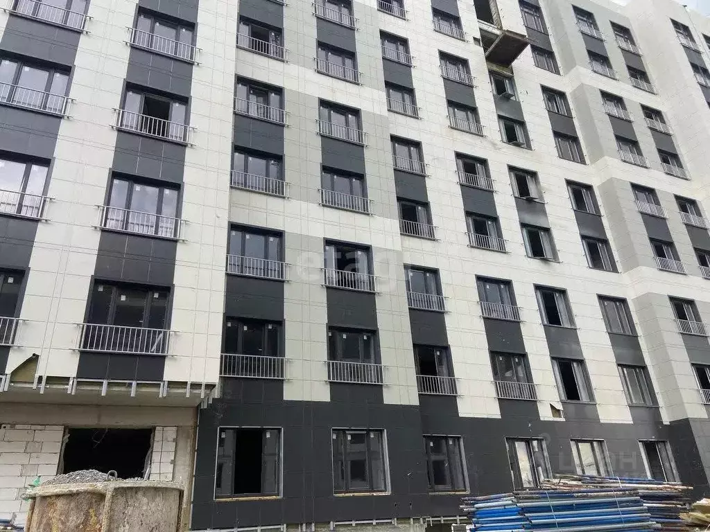 3-к кв. Северная Осетия, Владикавказ ул. Алихана Гагкаева, 1Б (77.0 м) - Фото 1