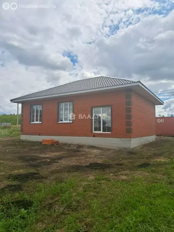 Дом в село Богословка, Солнечная улица, 25 (100 м) - Фото 2