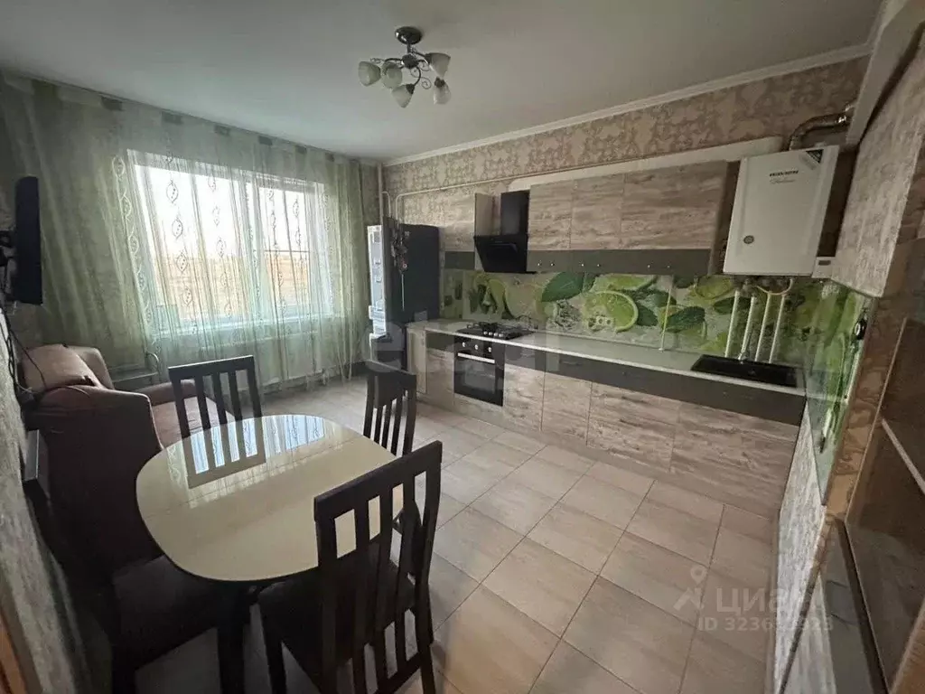 2-к кв. Адыгея, Тахтамукайский район, Яблоновский пгт ул. Тургеневское ... - Фото 1