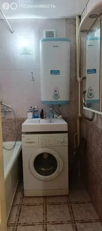 1-комнатная квартира: Омск, улица Сулеймана Стальского, 12 (42.8 м) - Фото 1