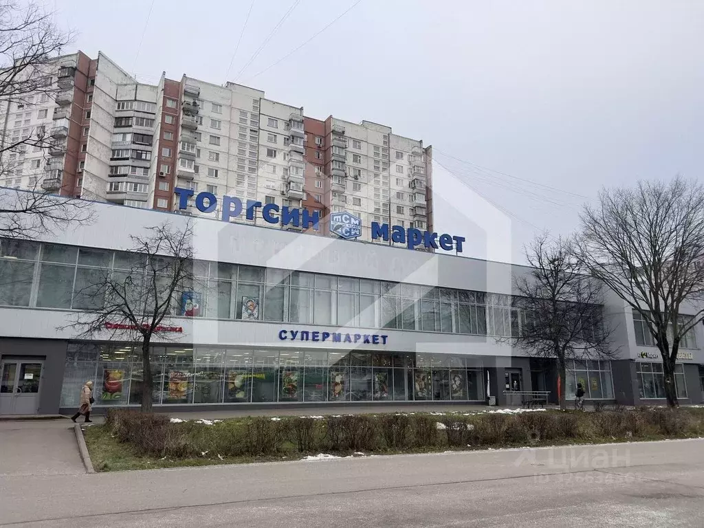 Торговая площадь в Москва ул. Паустовского, 1 (1203 м) - Фото 1