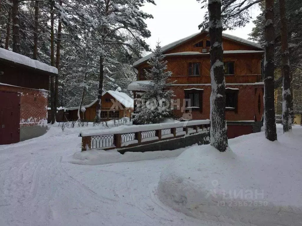 Дом в Томская область, Томск с. Дзержинское, ул. Дзержинского (276 м) - Фото 0