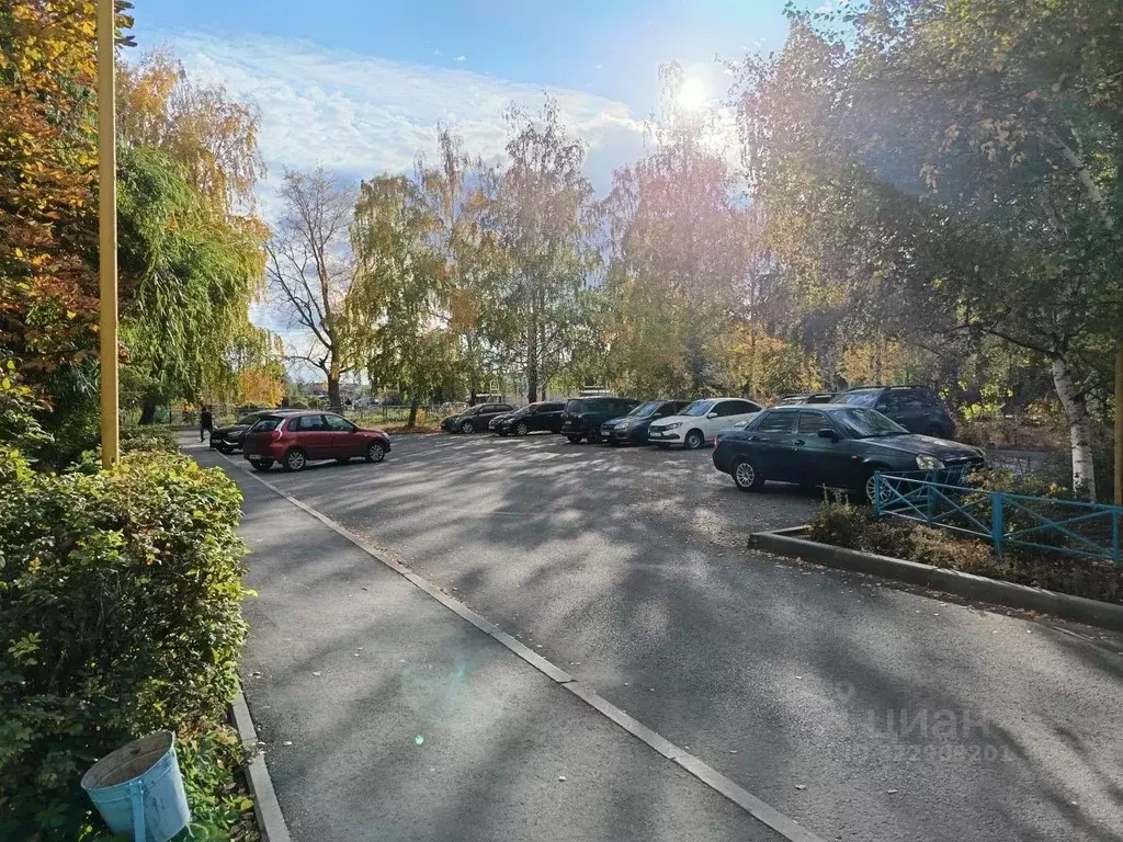 3-к кв. Самарская область, Сызрань Октябрьская ул., 12 (55.3 м) - Фото 2