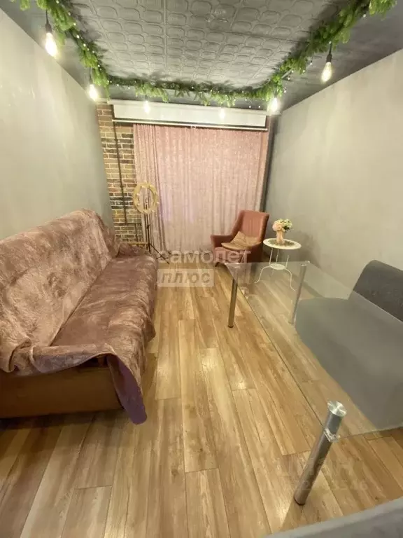 4-к кв. Курская область, Курск просп. Дружбы, 10 (76.0 м) - Фото 2