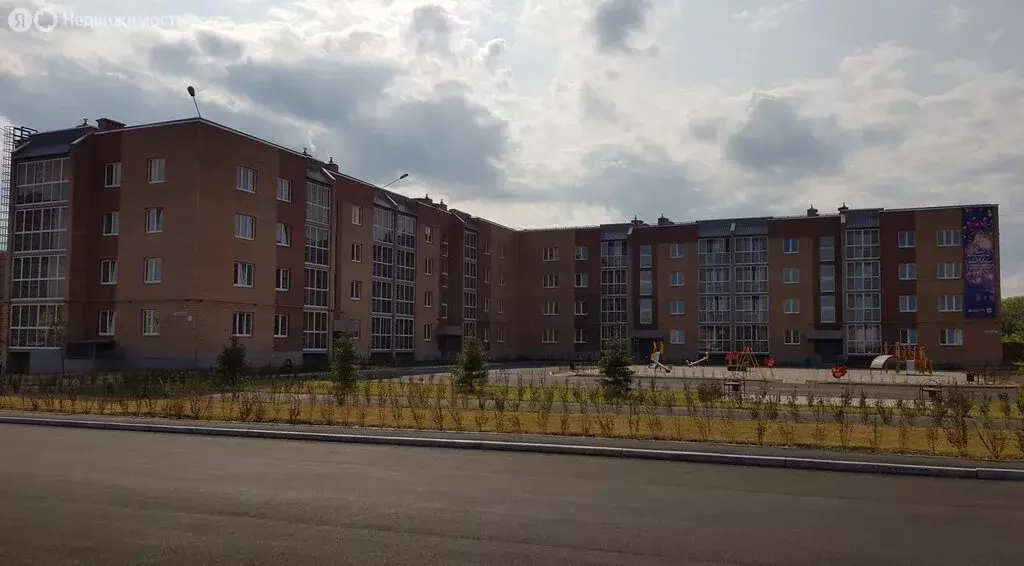 2-комнатная квартира: Магнитогорск, улица Труда, 44к5 (60.3 м) - Фото 0