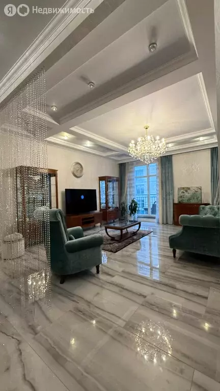 2-комнатная квартира: Санкт-Петербург, Кирочная улица, 62 (75 м) - Фото 0