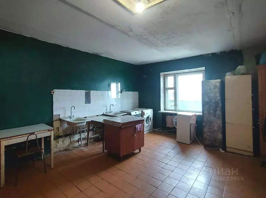 Комната Псковская область, Псков ул. Ижорского Батальона, 10Б (14.0 м) - Фото 0