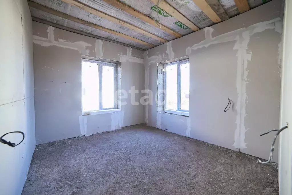 Дом в Башкортостан, Стерлитамакский район, Казадаевский сельсовет, с. ... - Фото 1