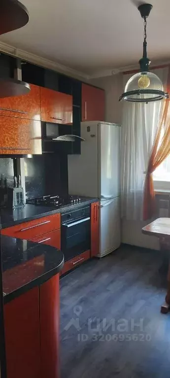 4-к кв. Орловская область, Орел ул. Чечневой, 1 (90.0 м) - Фото 0
