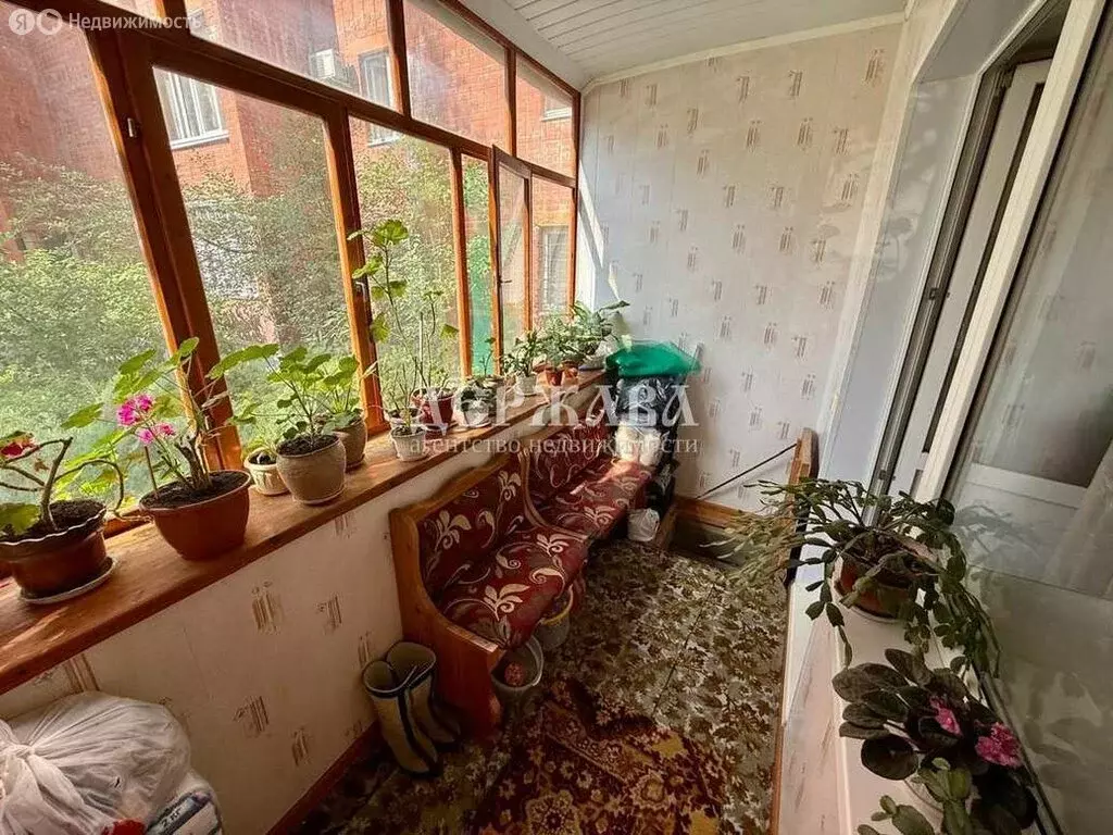 2-комнатная квартира: Старый Оскол, микрорайон Дубрава, квартал 1, 10 ... - Фото 0