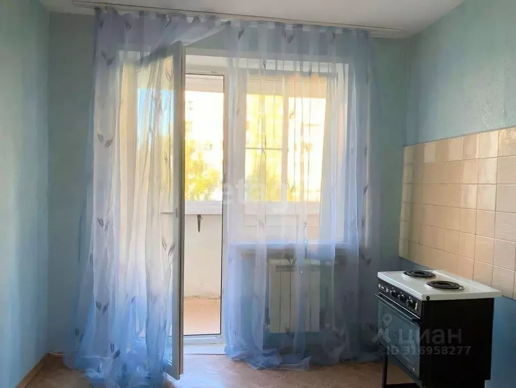3-к кв. Курская область, Курск Звездная ул., 15 (84.5 м) - Фото 0