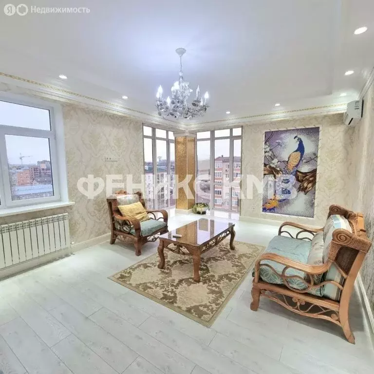 3-комнатная квартира: Пятигорск, улица Пестова, 9 (100 м) - Фото 1