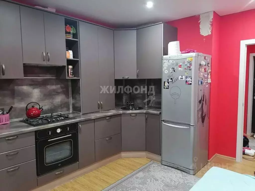 1-к кв. Астраханская область, Астрахань ул. Водников, 18 (35.0 м) - Фото 1
