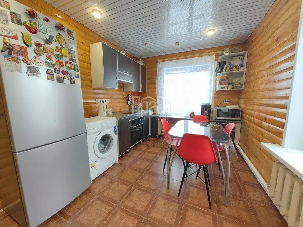 Дом в Красноярский край, Уяр г. Манско-Уярский округ, ул. Лебедевой, ... - Фото 1