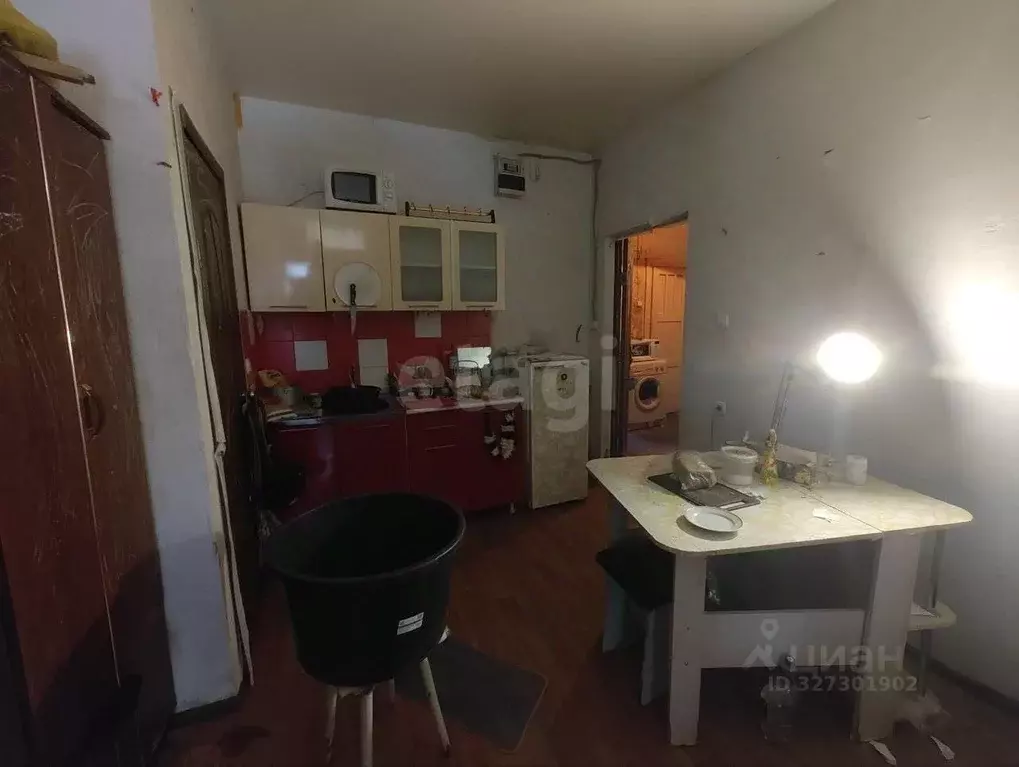 Комната Саратовская область, Саратов ул. Дома 8 Марта, 2 (18.0 м) - Фото 2