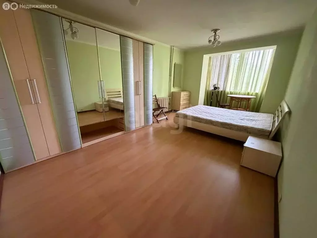 3-комнатная квартира: Симферополь, улица Воровского, 22 (77.8 м) - Фото 1