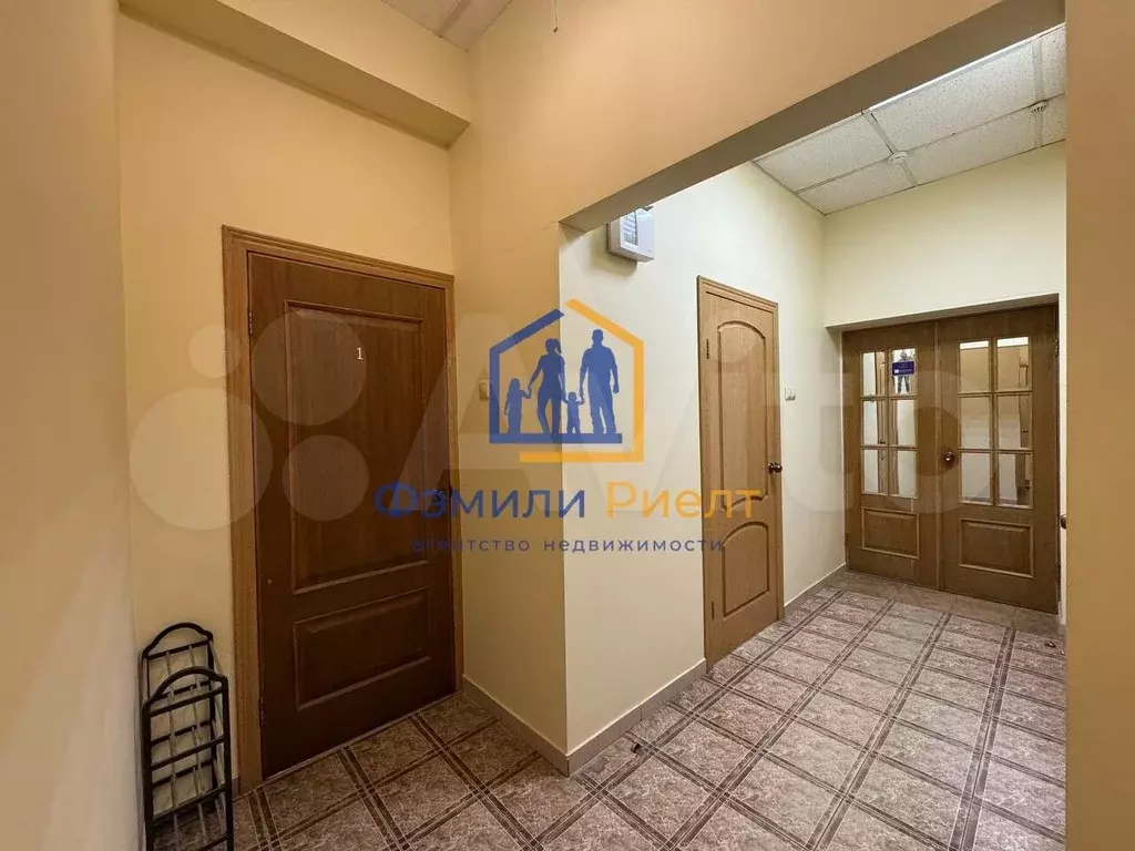 Сдам помещение свободного назначения, 8.1 м - Фото 0