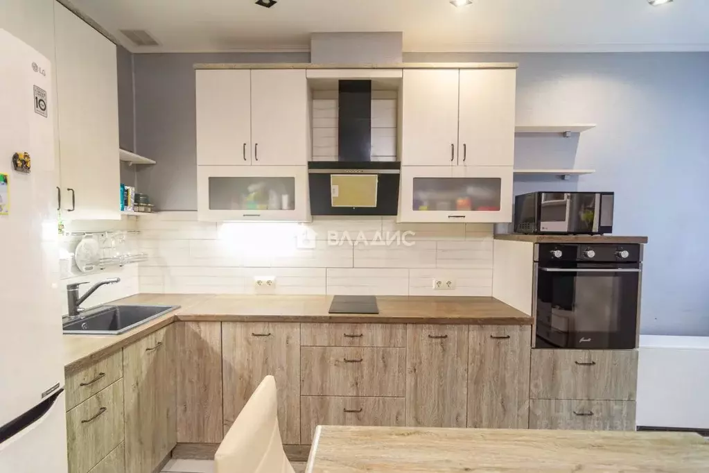 2-к кв. Карелия, Петрозаводск Вытегорское ш., 74 (51.1 м) - Фото 1