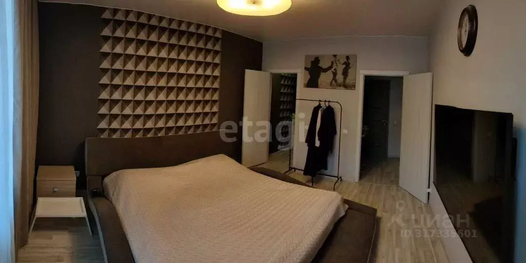2-к кв. Свердловская область, Екатеринбург ул. Чкалова, 231 (79.3 м) - Фото 1
