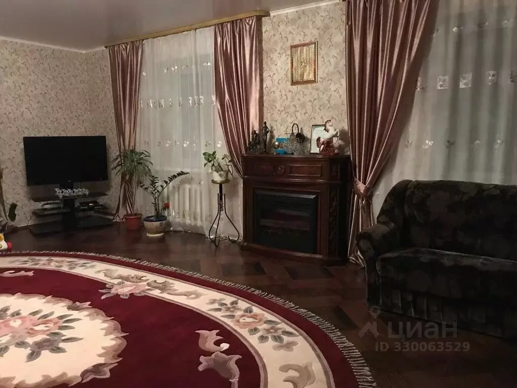 Дом в Башкортостан, Илишевский район, Аккузевский сельсовет, с. ... - Фото 1