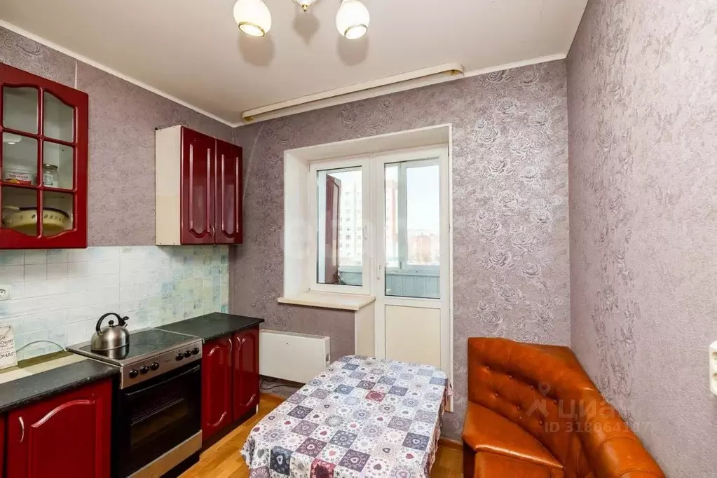 2-к кв. Ханты-Мансийский АО, Сургут ул. 30 лет Победы, 64 (56.0 м) - Фото 0