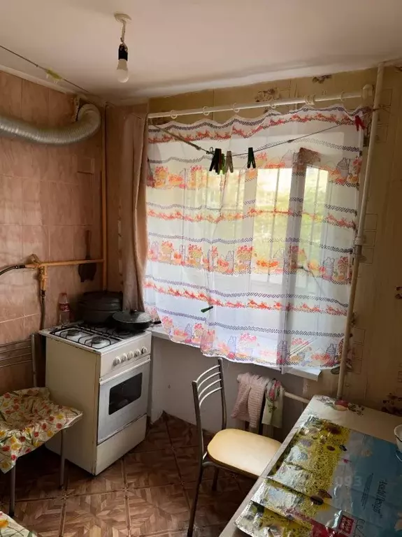 2-к кв. Карачаево-Черкесия, Черкесск пл. Кирова, 10 (44.0 м) - Фото 0