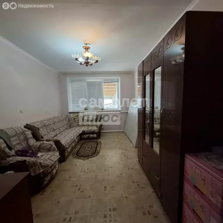 3-комнатная квартира: посёлок Улан Хол, улица Мира, 4 (70 м) - Фото 0