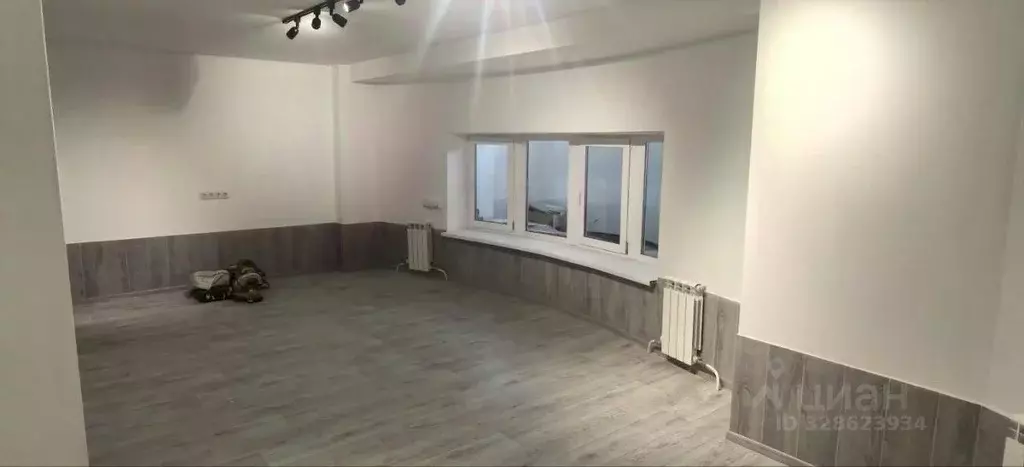 Офис в Омская область, Омск Учебная ул., 79 (34 м) - Фото 1