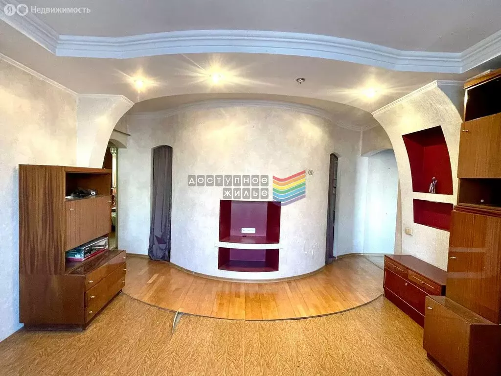 3-комнатная квартира: Красноярск, микрорайон Северный, улица ... - Фото 1