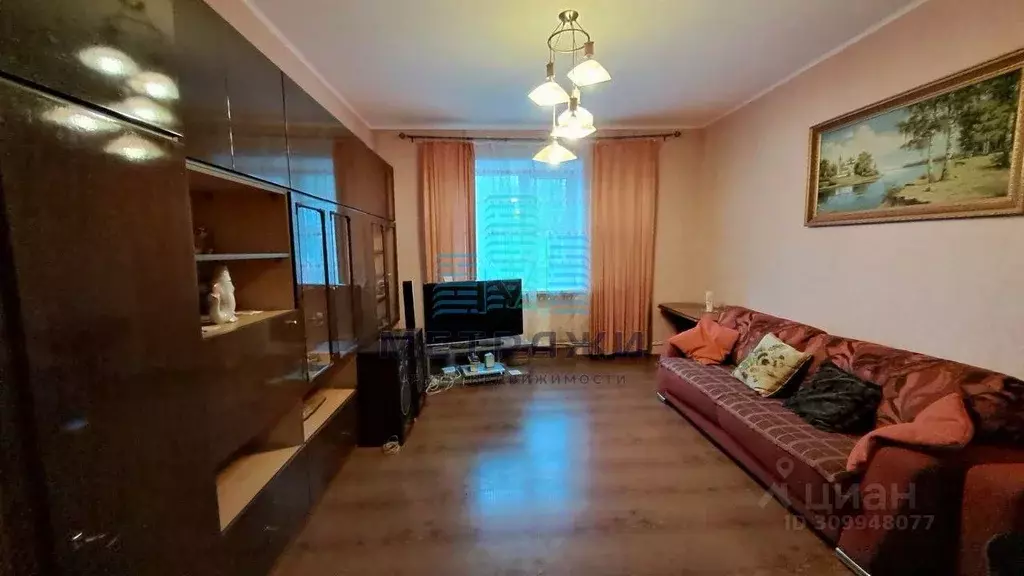 3-к кв. Калужская область, Калуга Куровской мкр, ул. Мира, 23 (84.6 м) - Фото 0