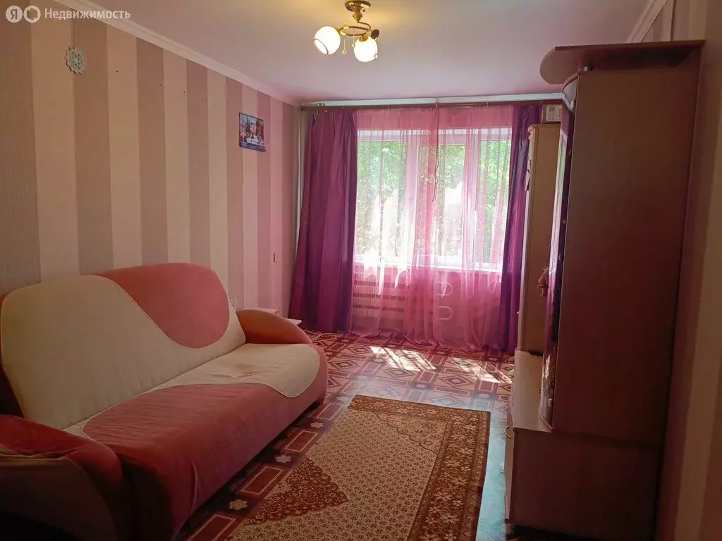 2-комнатная квартира: Железногорск, улица Обогатителей, 10 (47.4 м) - Фото 1