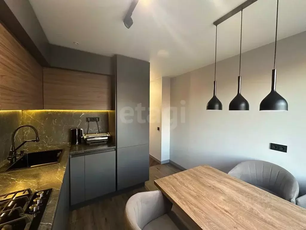 2-к кв. Астраханская область, Астрахань ул. Куликова, 40к1 (54.8 м) - Фото 1