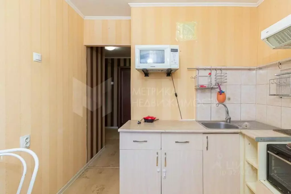 1-к кв. Тюменская область, Тюмень ул. Щорса, 7А (30.0 м) - Фото 0