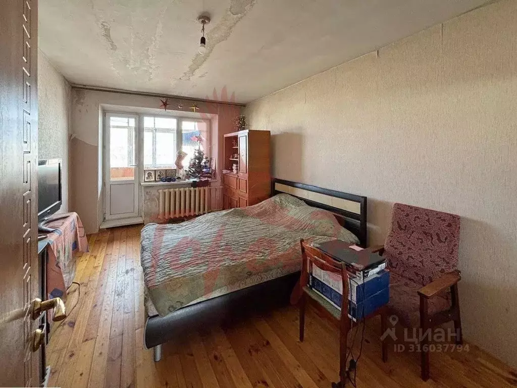 2-к кв. Орловская область, Орел ул. Достоевского, 8 (44.8 м) - Фото 0