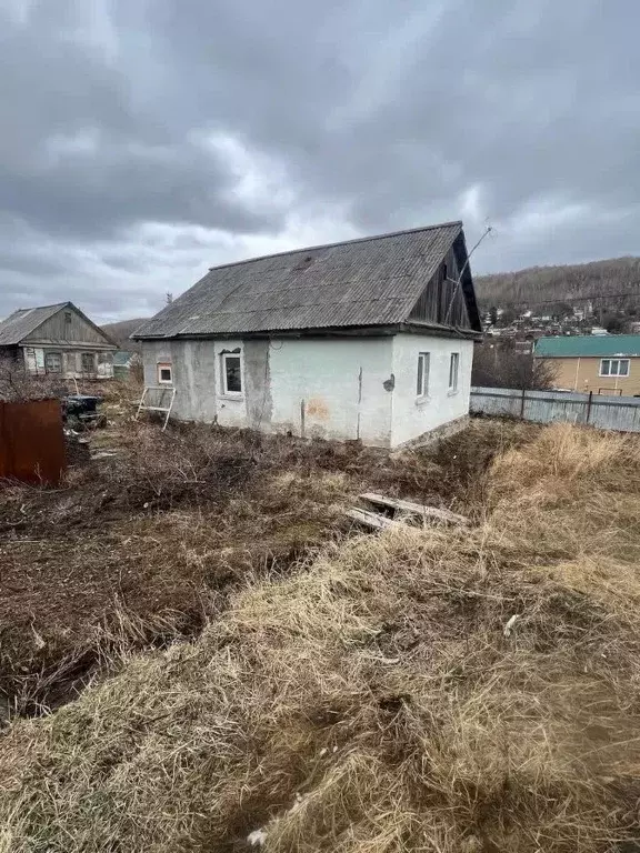 Дом в Хабаровский край, Комсомольский район, с. Пивань Совгаванское ш. ... - Фото 0