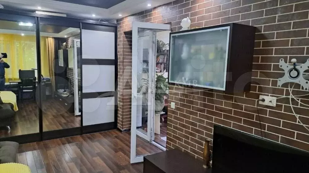 2-к. квартира, 50 м, 1/5 эт. - Фото 1