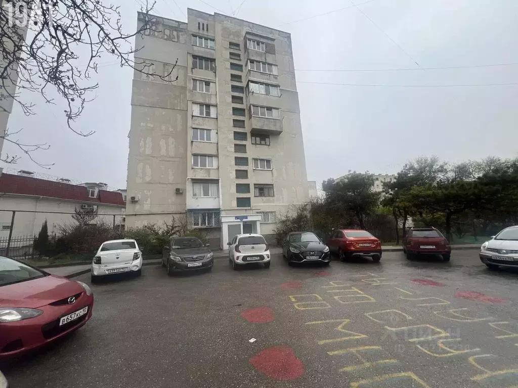 3-к кв. Севастополь ул. Молодых Строителей, 24А (64.0 м) - Фото 1