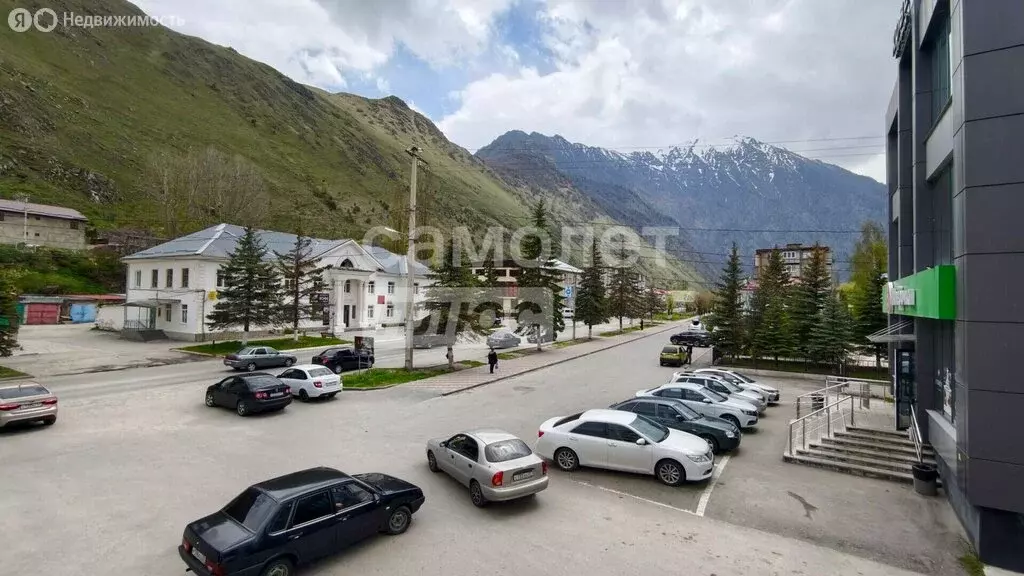 3-комнатная квартира: Тырныауз, Эльбрусский проспект, 50 (77.9 м) - Фото 2