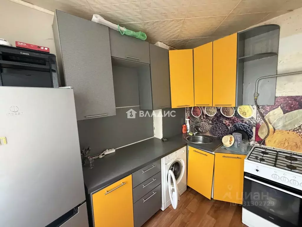 2-к кв. Владимирская область, Радужный 1-й кв-л, 11 (47.0 м) - Фото 1