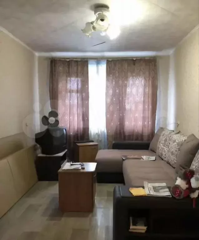 2-к. квартира, 42 м, 5/5 эт. - Фото 1