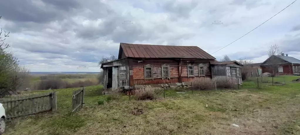 Дом в Калужская область, Перемышльский район, Горки с/пос, д. Ладыгино ... - Фото 0