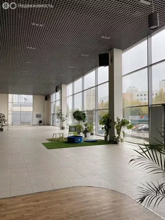 Помещение свободного назначения (2150 м) - Фото 1