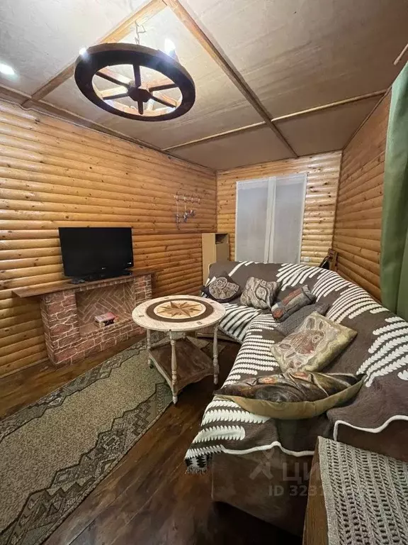 Торговая площадь в Крым, Алушта ул. 15 Апреля, 9 (33 м) - Фото 2