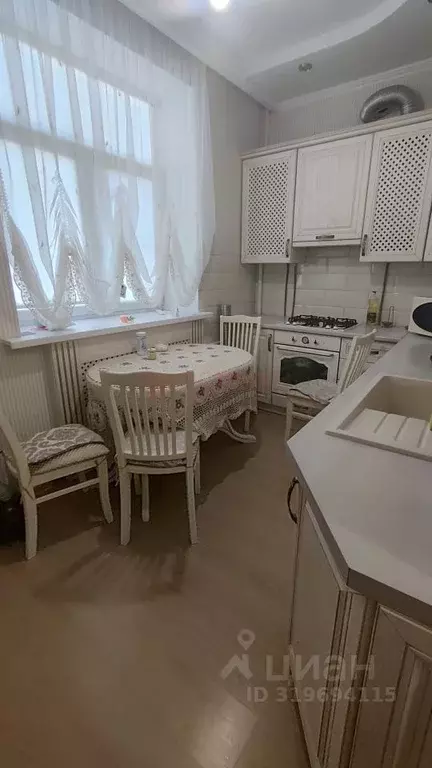 2-к кв. Ростовская область, Новочеркасск ул. Петрова (52.0 м) - Фото 0