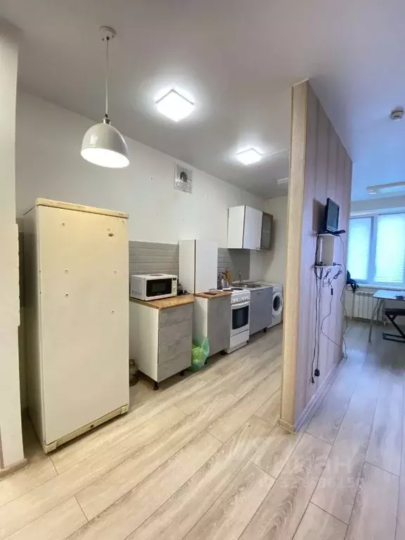 Студия Белгородская область, Белгород ул. Семейная, 3 (30.7 м) - Фото 1