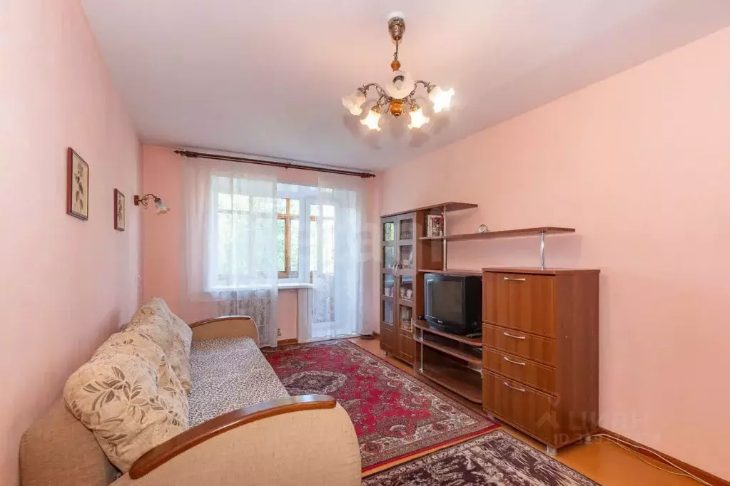 3-к кв. Омская область, Омск просп. Мира, 100А (58.0 м) - Фото 0