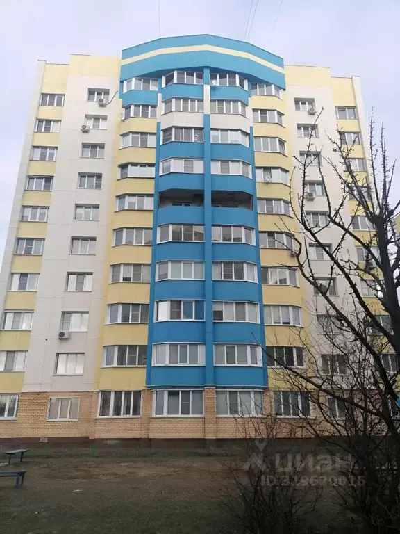 2-к кв. Московская область, Коломна просп. Кирова, 82 (65.0 м) - Фото 0