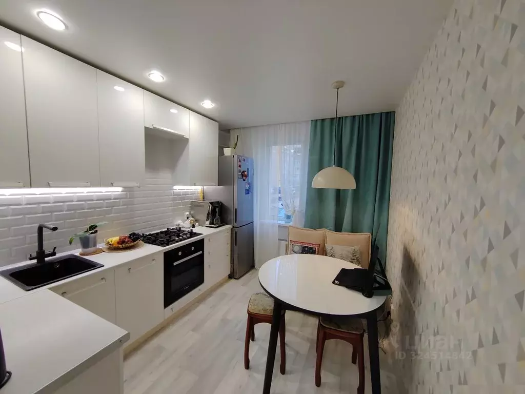 1-к кв. Волгоградская область, Волжский ул. 40 лет Победы, 10 (37.4 м) - Фото 1