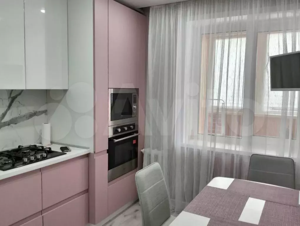 2-к. квартира, 55 м, 4/10 эт. - Фото 1